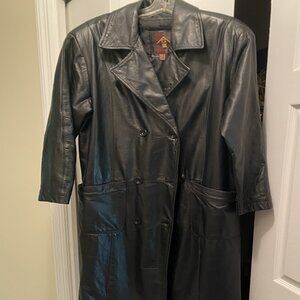G III Men's Leather Trench Coat - Size Medium